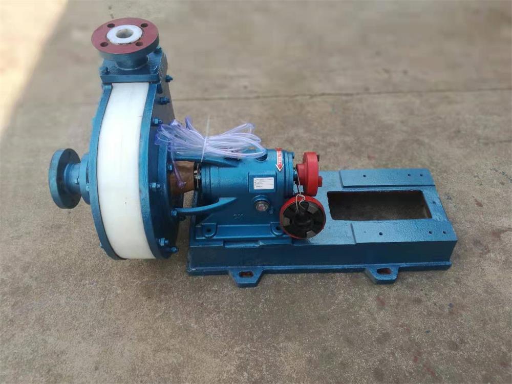 NDU系列低轉速工程塑料離心泵